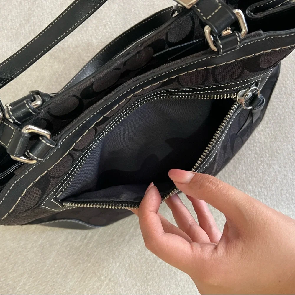 Coach Black Signature Canvas Satchel Tassle Leather Accents J04M-6038 - Picture 4 of 13